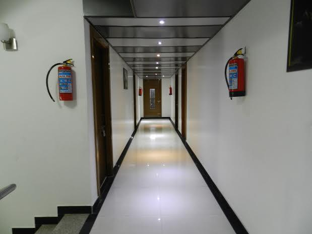 Hotel Parth Inn Ghaziabad Extérieur photo