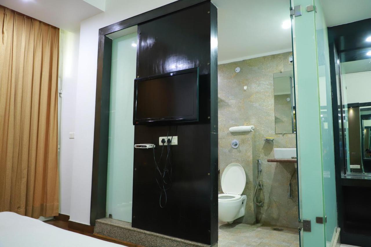 Hotel Parth Inn Ghaziabad Extérieur photo