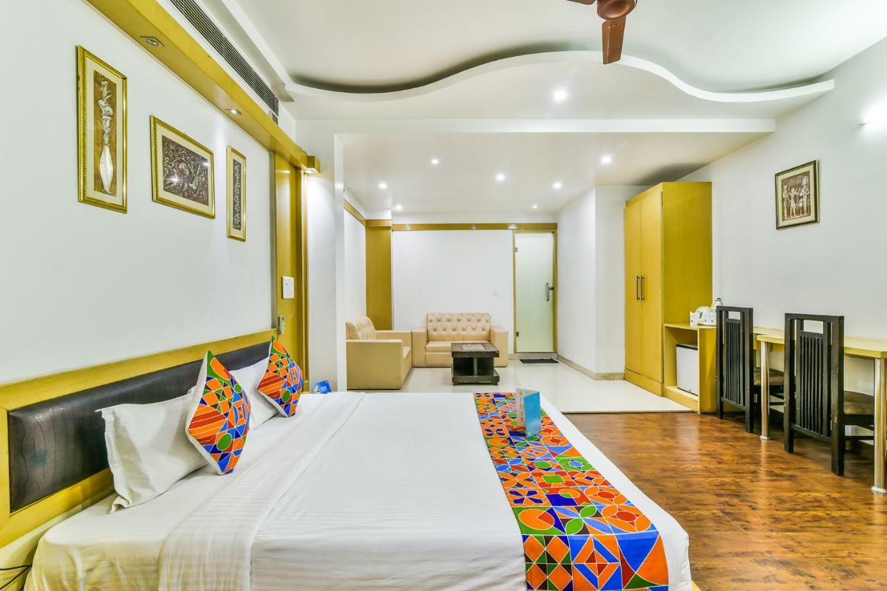Hotel Parth Inn Ghaziabad Extérieur photo