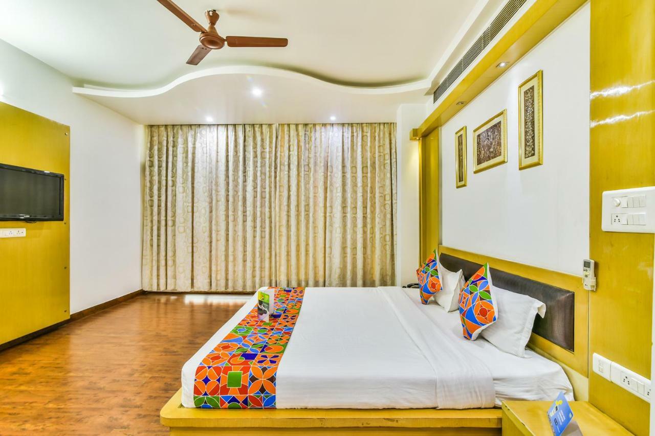 Hotel Parth Inn Ghaziabad Extérieur photo