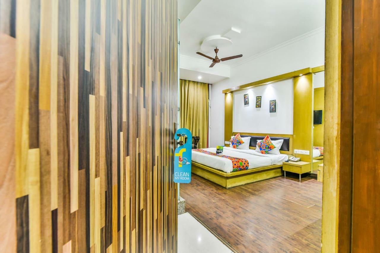Hotel Parth Inn Ghaziabad Extérieur photo