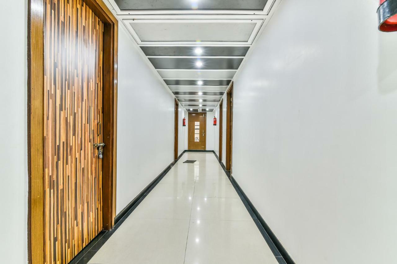 Hotel Parth Inn Ghaziabad Extérieur photo