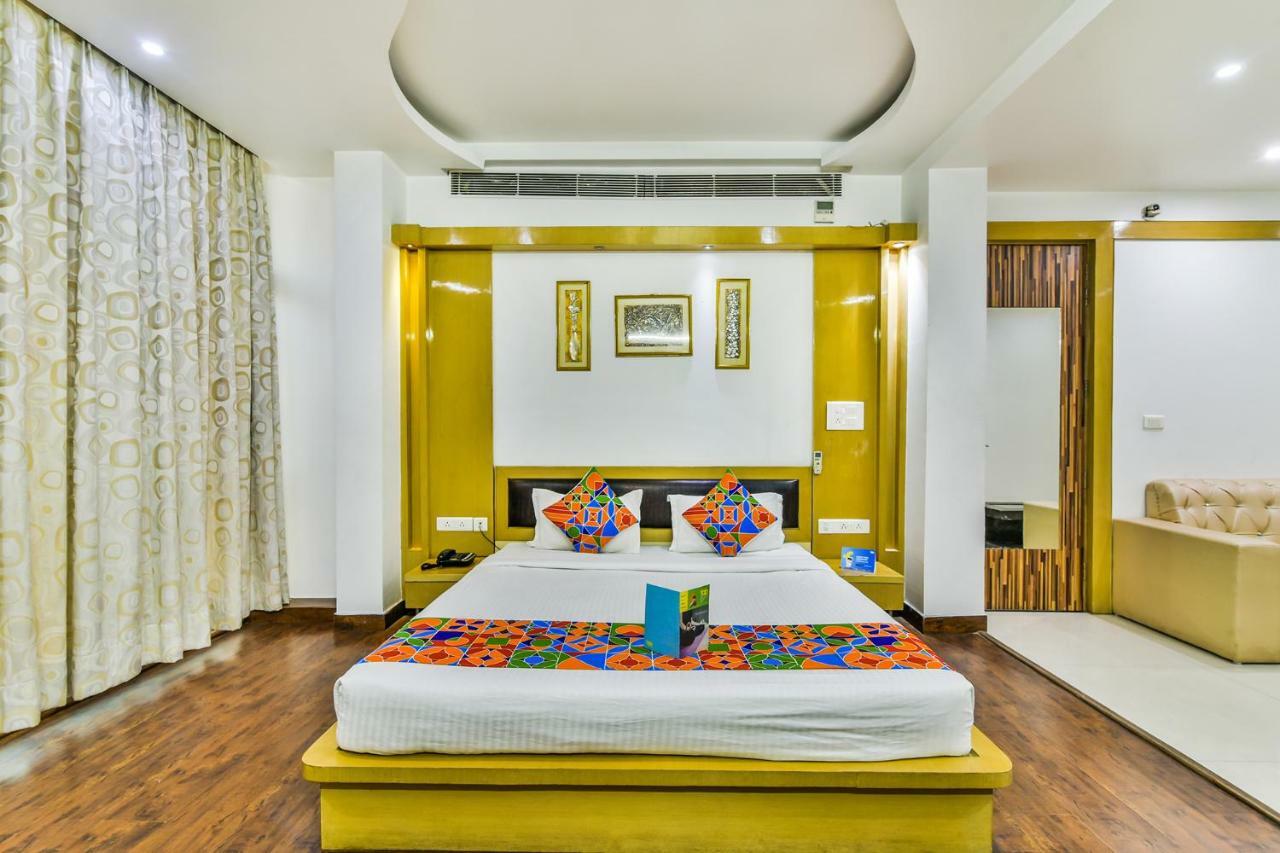 Hotel Parth Inn Ghaziabad Extérieur photo