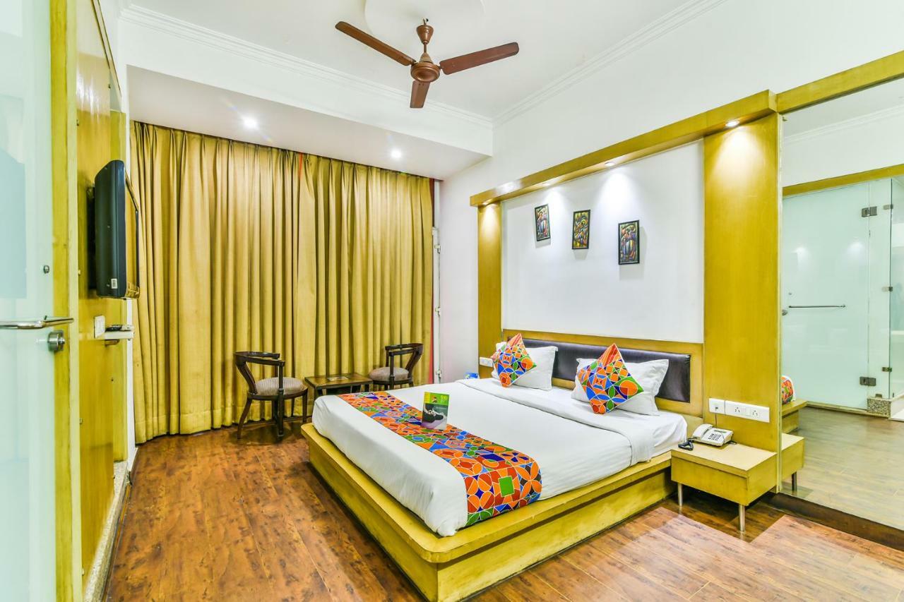 Hotel Parth Inn Ghaziabad Extérieur photo