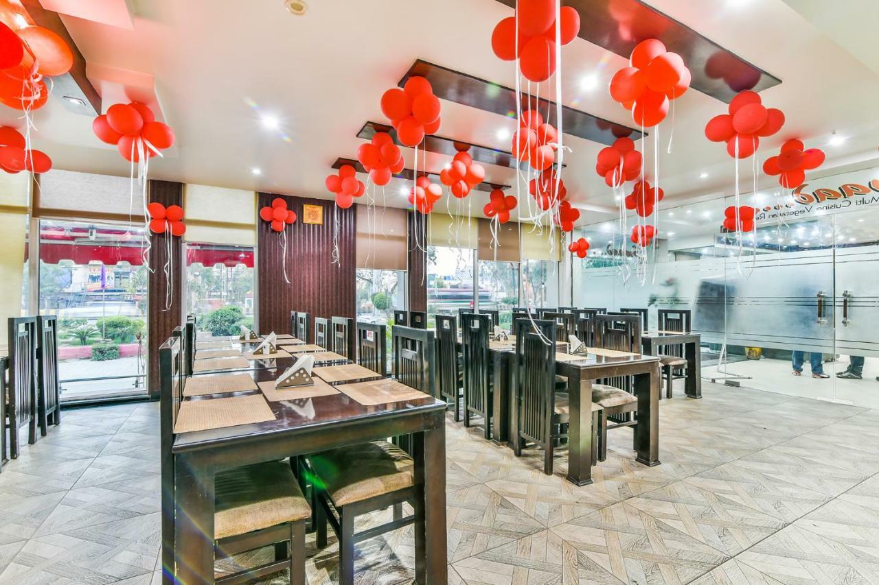 Hotel Parth Inn Ghaziabad Extérieur photo
