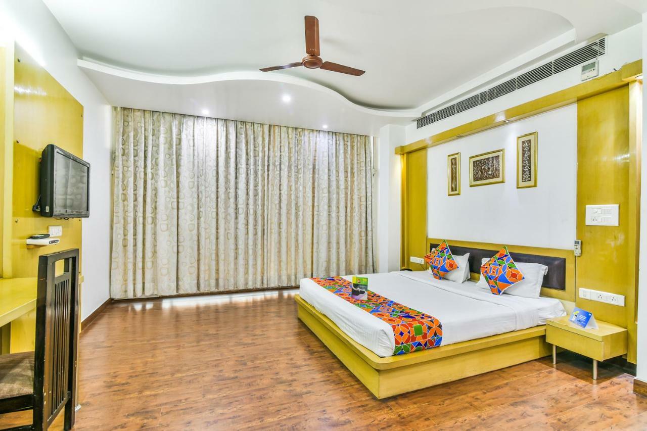 Hotel Parth Inn Ghaziabad Extérieur photo